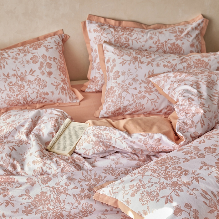 91家纺网 家纺一手货源 找家纺 千朵森 2025新款全棉高定印花磨毛拼角四件套-风格一 芳华