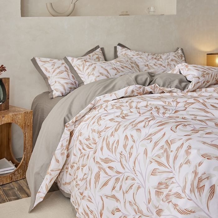 91家纺网 家纺一手货源 找家纺 千朵森 2025新款全棉高定印花磨毛拼角四件套-风格一 雅韵