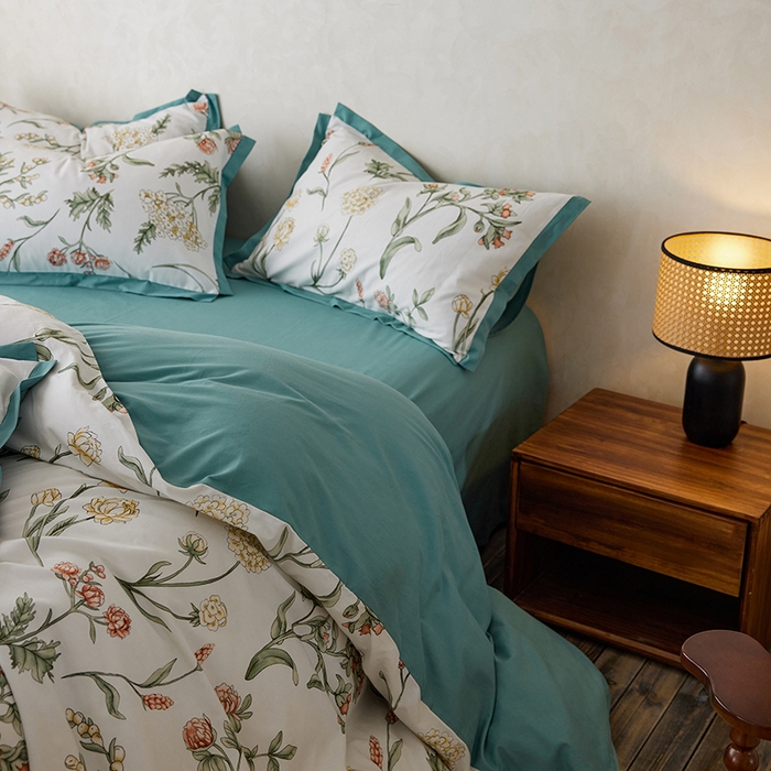 91家纺网 家纺一手货源 找家纺 千朵森 2025新款全棉高定印花磨毛拼角四件套-风格一 春晓