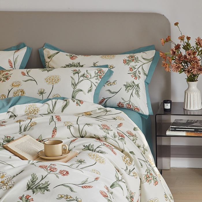 91家纺网 家纺一手货源 找家纺 千朵森 2025新款全棉高定印花磨毛拼角四件套-风格二 春晓