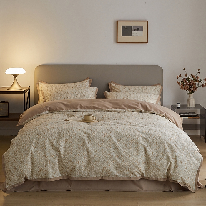 91家纺网 家纺一手货源 找家纺 千朵森 2025新款全棉高定印花磨毛拼角四件套-风格二 似锦