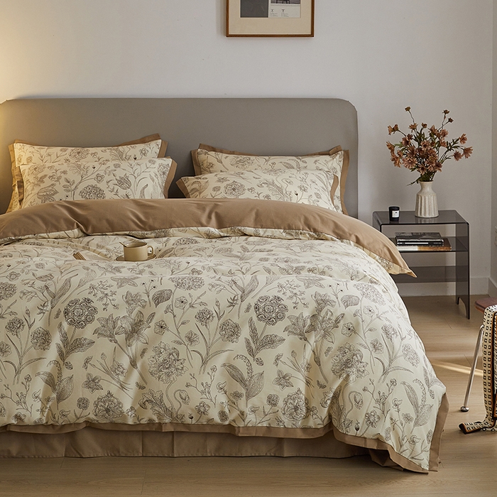 91家纺网 家纺一手货源 找家纺 千朵森 2025新款全棉高定印花磨毛拼角四件套-风格二 爱意浓