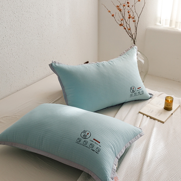 91家纺网 家纺一手货源 找家纺 小米枕芯 2025新款泡泡纱四色枕头枕芯 绿色