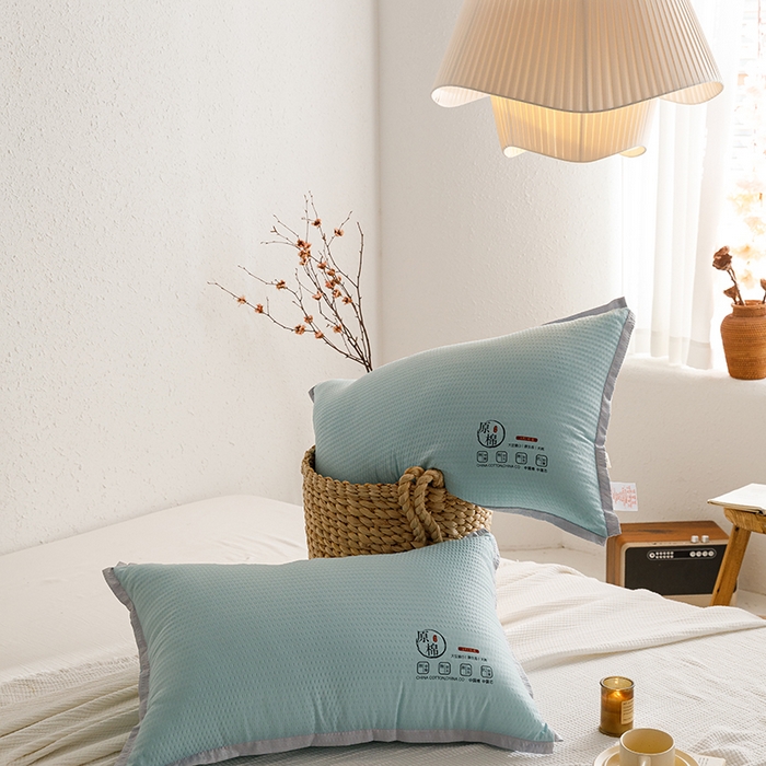 91家纺网 家纺一手货源 找家纺 小米枕芯 2025新款泡泡纱四色枕头枕芯 绿色