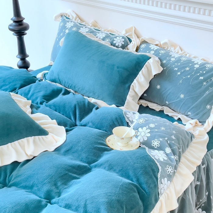 91家纺网 家纺一手货源 找家纺 睡美人 2025新款牛奶绒蕾丝款床裙四件套花仙子系列 花仙子-星空蓝