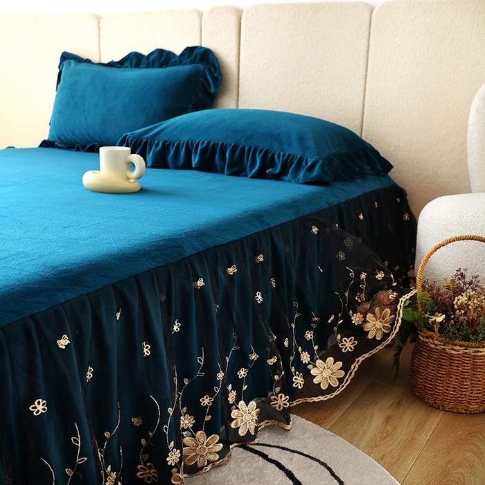 91家纺网 家纺一手货源 找家纺 睡美人 2025新款牛奶绒蕾丝款床裙四件套花仙子系列 花仙子-孔雀绿