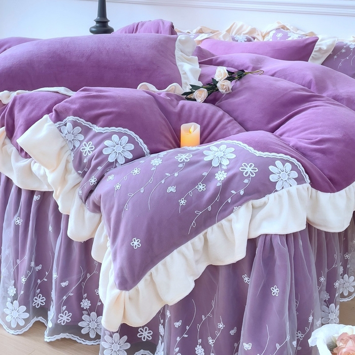 91家纺网 家纺一手货源 找家纺 睡美人 2025新款牛奶绒蕾丝款床裙四件套花仙子系列 花仙子-薰衣紫