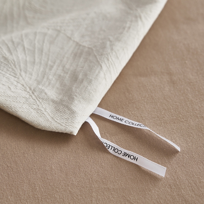 91家纺网 家纺一手货源 找家纺 千朵森 2025新款全棉色织提花磨毛四件套-风格一 欧佩斯-奶杏