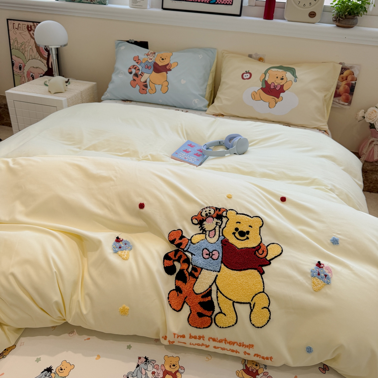 91家纺网 家纺一手货源 找家纺 一霖家纺 2025新款高克重云朵棉毛巾绣印绣四件套-小清新系列-第三波 精灵布布