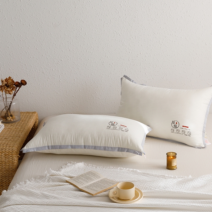 91家纺网 家纺一手货源 找家纺 小米枕芯 2025新款泡泡纱四色枕头枕芯 米白