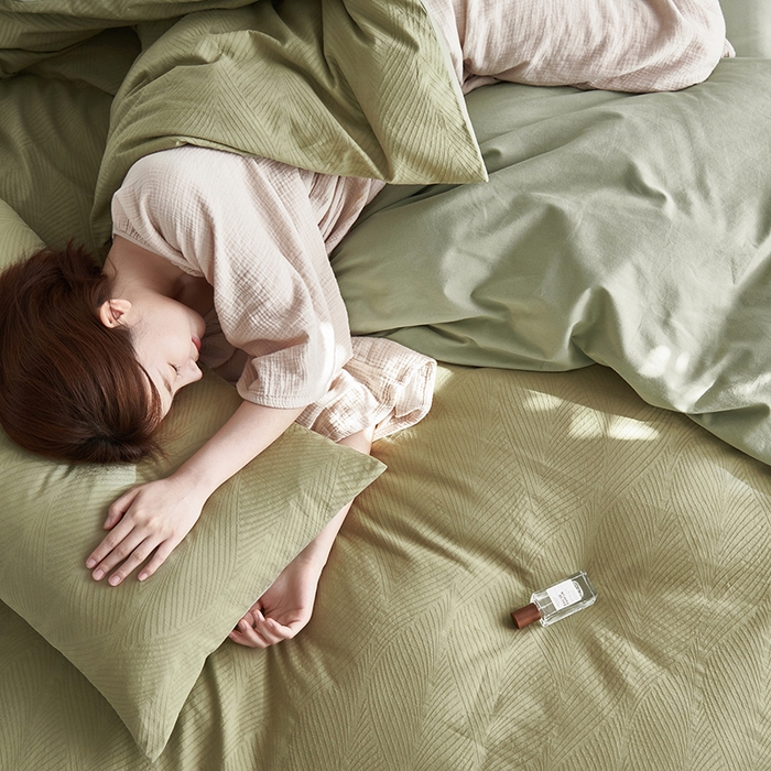 91家纺网 家纺一手货源 找家纺 千朵森 2025新款全棉色织提花磨毛四件套-风格一 欧佩斯-松茶