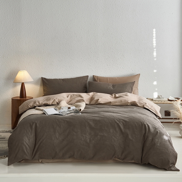 91家纺网 家纺一手货源 找家纺 千朵森 2025新款全棉色织提花磨毛四件套-风格一 欧佩斯-香槟