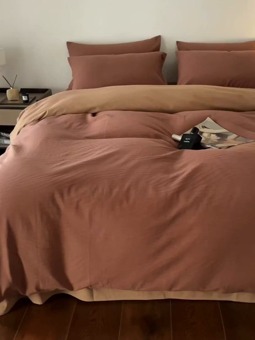 91家纺网 家纺一手货源 找家纺 千朵森 2025新款全棉色织提花磨毛四件套-风格二 欧佩斯-云霜