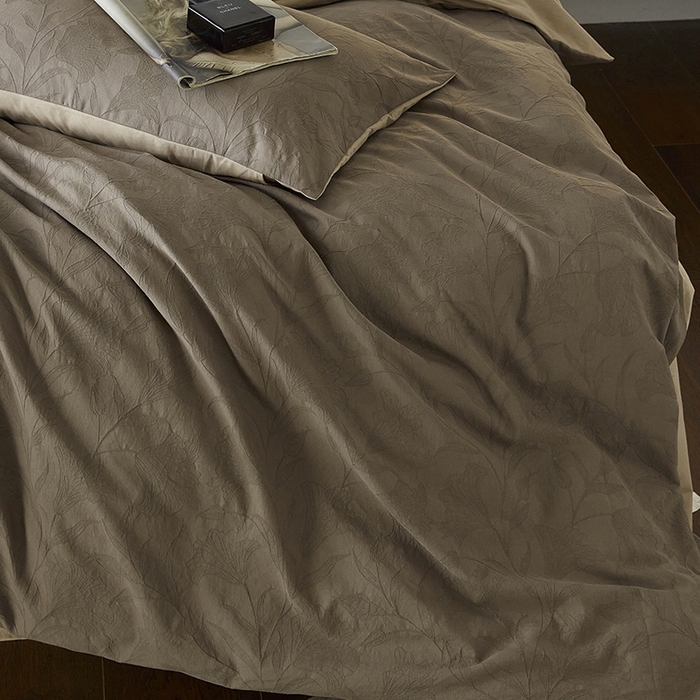 91家纺网 家纺一手货源 找家纺 千朵森 2025新款全棉色织提花磨毛四件套-风格二 欧佩斯-香槟