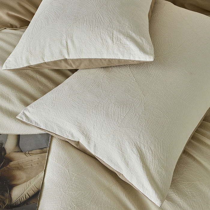 91家纺网 家纺一手货源 找家纺 千朵森 2025新款全棉色织提花磨毛四件套-风格二 欧佩斯-奶杏