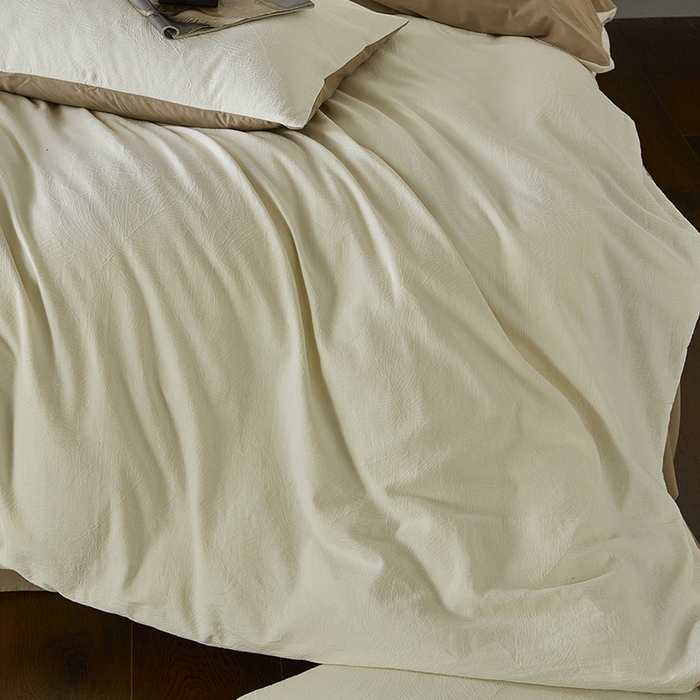 91家纺网 家纺一手货源 找家纺 千朵森 2025新款全棉色织提花磨毛四件套-风格二 欧佩斯-奶杏