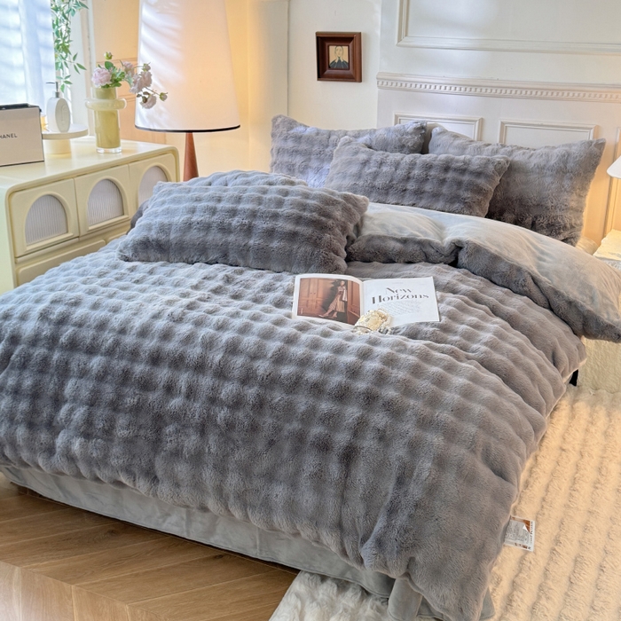 91家纺网 家纺一手货源 找家纺 唐人居 2025新款泡泡兔毛牛奶绒四件套--七彩 灰色