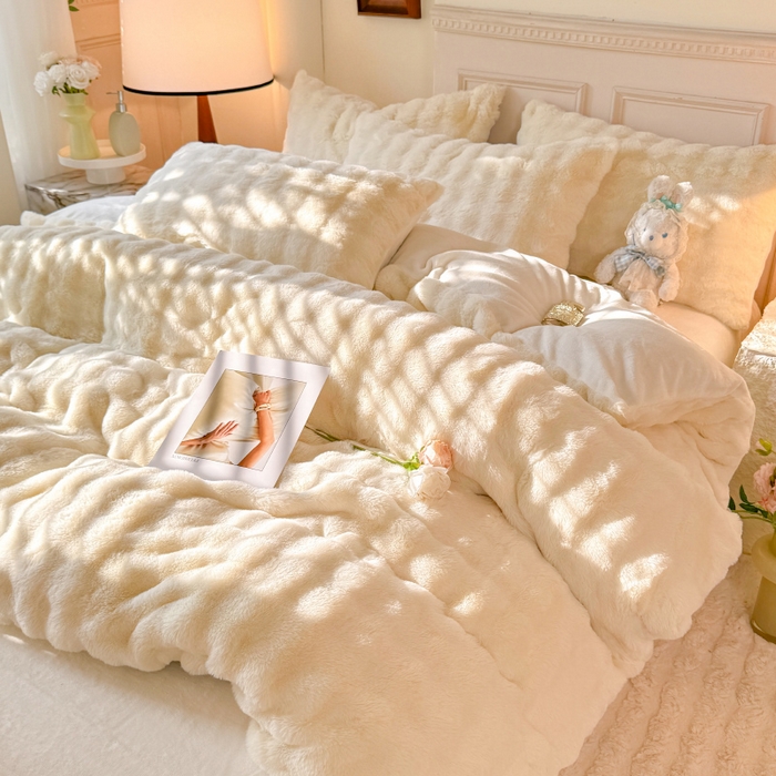 91家纺网 家纺一手货源 找家纺 唐人居 2025新款泡泡兔毛牛奶绒四件套--七彩 奶白