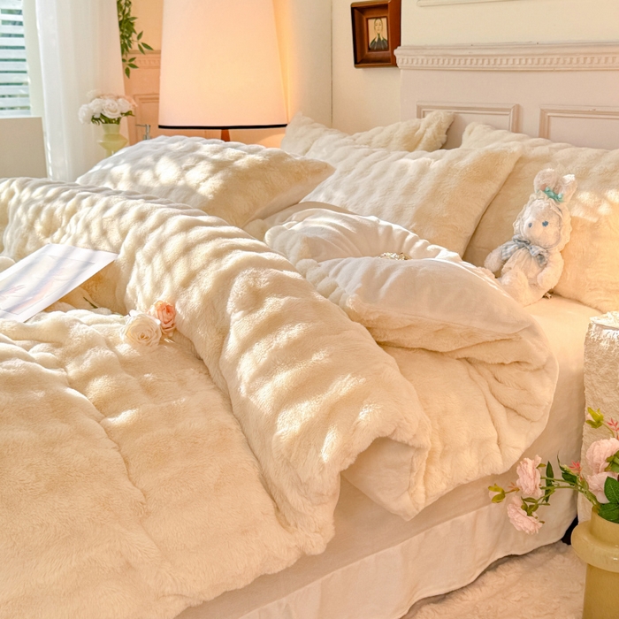 91家纺网 家纺一手货源 找家纺 唐人居 2025新款泡泡兔毛牛奶绒四件套--七彩 奶白