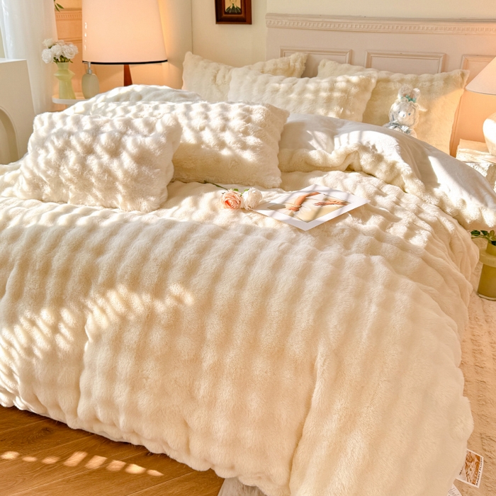 91家纺网 家纺一手货源 找家纺 唐人居 2025新款泡泡兔毛牛奶绒四件套--七彩 奶白