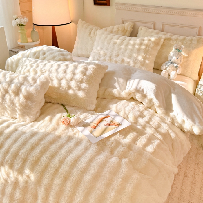 91家纺网 家纺一手货源 找家纺 唐人居 2025新款泡泡兔毛牛奶绒四件套--七彩 奶白