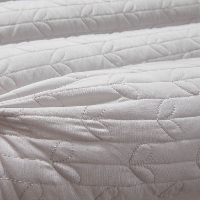 91家纺网 家纺一手货源 找家纺 （总）小米枕芯 2025新款两叶草护颈枕头枕芯