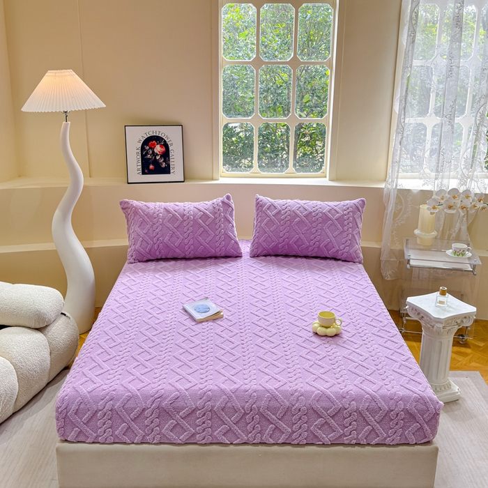 睡美人 2025新款塔芙绒纯色立体雕花床笠三件套 塔芙绒香叶紫