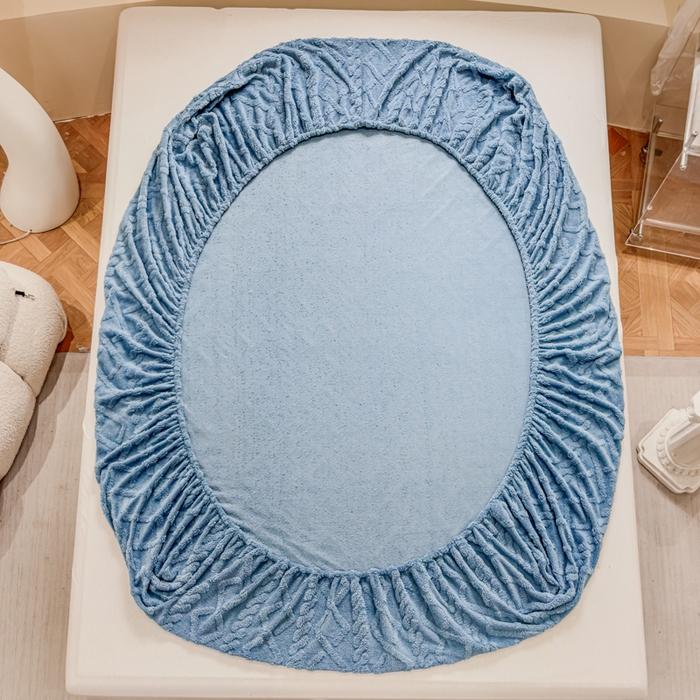 91家纺网 家纺一手货源 找家纺 睡美人 2025新款塔芙绒纯色立体雕花床笠三件套 塔芙绒星空蓝