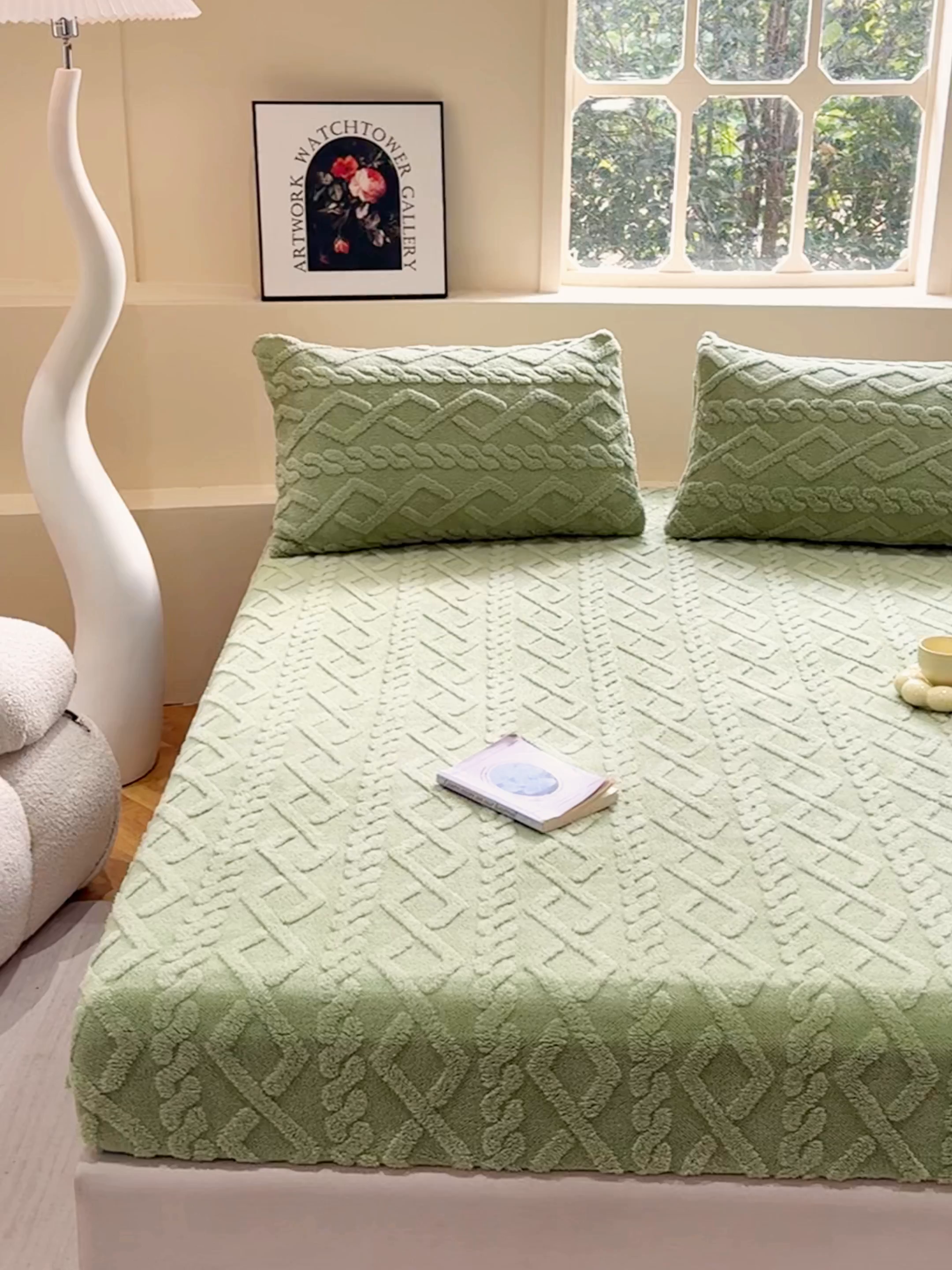 91家纺网 家纺一手货源 找家纺 睡美人 2025新款塔芙绒纯色立体雕花床笠三件套 塔芙绒嫩芽绿