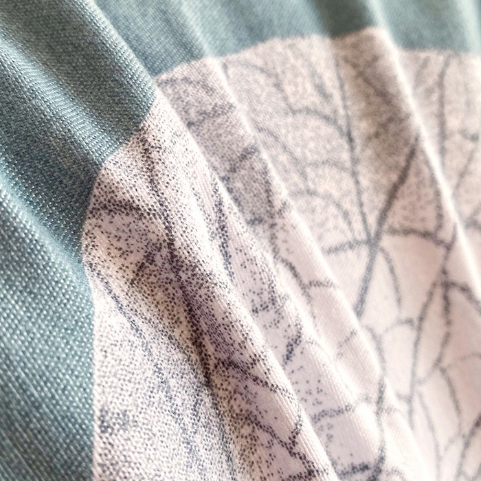 91家纺网 家纺一手货源 找家纺 雨彤家纺 2025新款小清新斜纹印花双人枕套 花韵风情