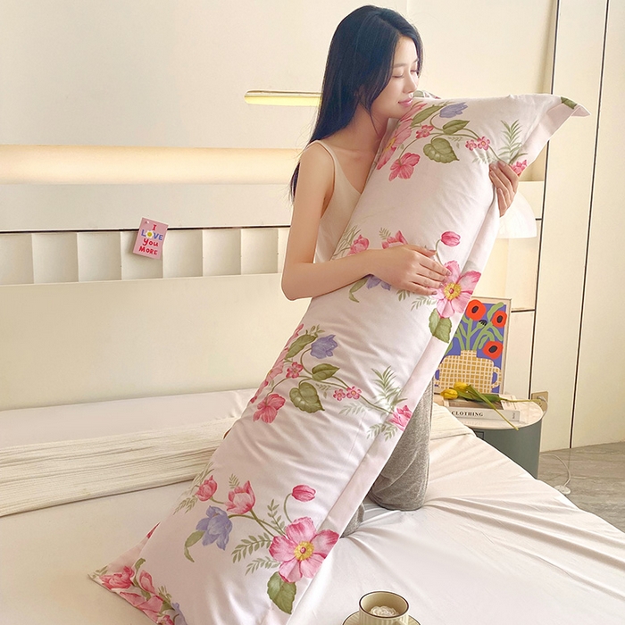 91家纺网 家纺一手货源 找家纺 雨彤家纺 2025新款小清新斜纹印花双人枕套 瑰丽山茶