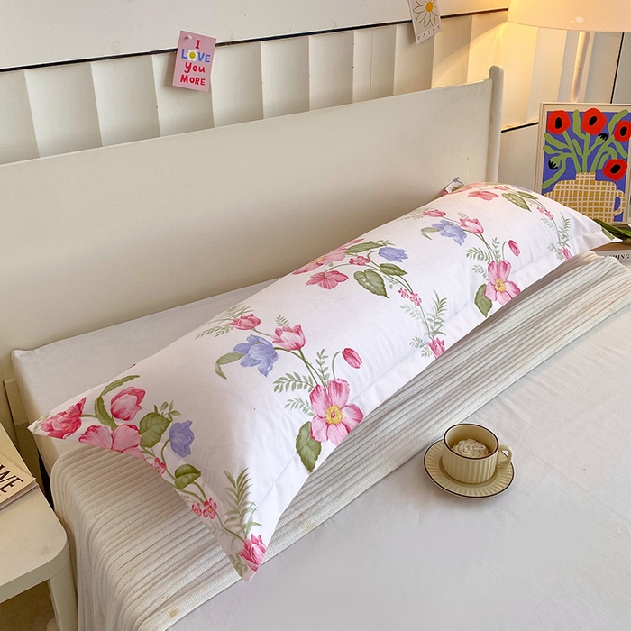 91家纺网 家纺一手货源 找家纺 雨彤家纺 2025新款小清新斜纹印花双人枕套 瑰丽山茶