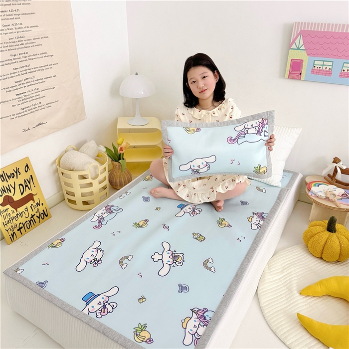 91家纺网 家纺一手货源 找家纺 （总）萌宝家纺 2025新款三丽鸥凉感丝夏被凉席三件套幼儿园小学生宿舍系列
