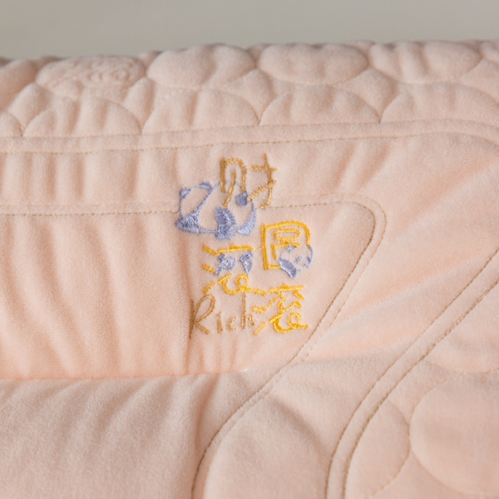 91家纺网 家纺一手货源 找家纺 小米枕芯 2025新款亲肤舒适枕头枕芯-财源滚滚 财源滚滚-粉