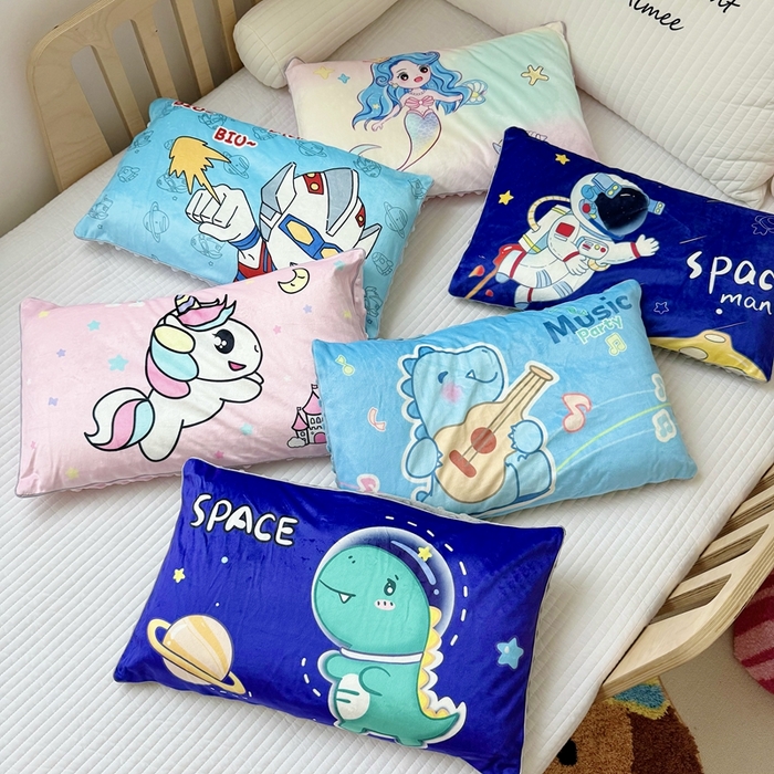 91家纺网 家纺一手货源 找家纺 萌宝家纺 2025新款大版儿童豆豆绒枕套幼儿园安抚枕头枕芯 组合图仅做展示不可下单