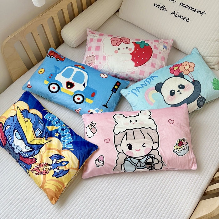 91家纺网 家纺一手货源 找家纺 萌宝家纺 2025新款大版儿童豆豆绒枕套幼儿园安抚枕头枕芯 组合图仅做展示不可下单