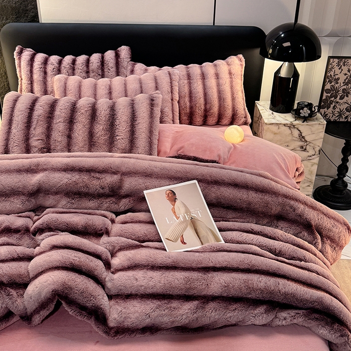 91家纺网 家纺一手货源 找家纺 唐人居 2025新款兔毛绒牛奶绒四件套--条纹 条纹-豆沙粉