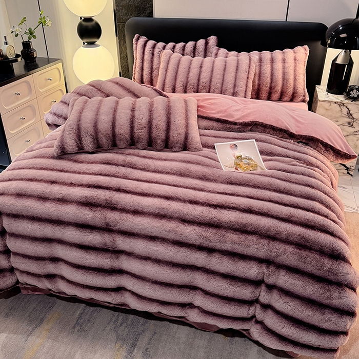 91家纺网 家纺一手货源 找家纺 唐人居 2025新款兔毛绒牛奶绒四件套--条纹 条纹-豆沙粉