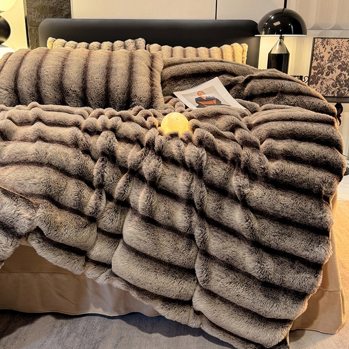 91家纺网 家纺一手货源 找家纺 唐人居 2025新款兔毛绒牛奶绒四件套--条纹 条纹-卡其