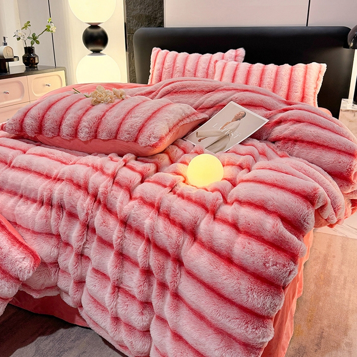 91家纺网 家纺一手货源 找家纺 唐人居 2025新款兔毛绒牛奶绒四件套--条纹 条纹-粉色