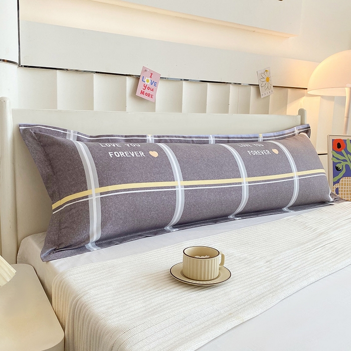 91家纺网 家纺一手货源 找家纺 雨彤家纺 2025新款小清新斜纹印花双人枕套 都市漫想