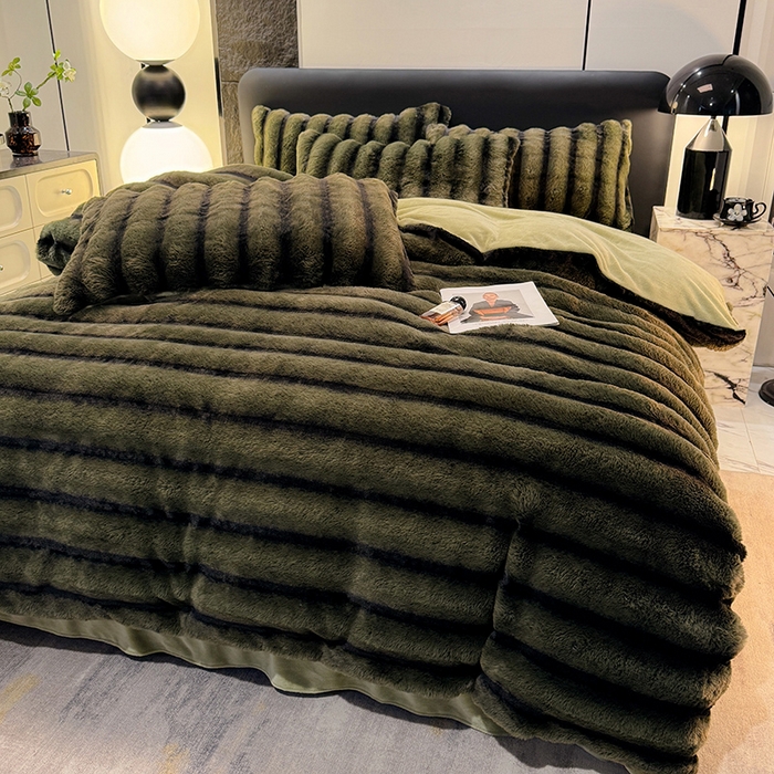 91家纺网 家纺一手货源 找家纺 唐人居 2025新款兔毛绒牛奶绒四件套--条纹 条纹-墨绿