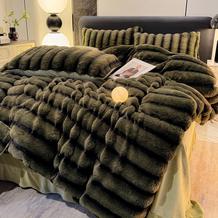 91家纺网 家纺一手货源 找家纺 唐人居 2025新款兔毛绒牛奶绒四件套--条纹 条纹-墨绿