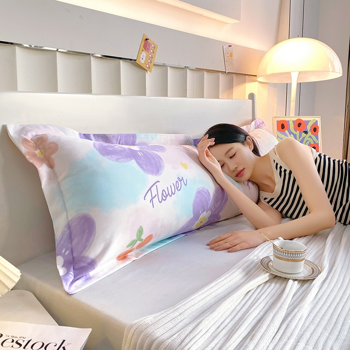 91家纺网 家纺一手货源 找家纺 雨彤家纺 2025新款小清新斜纹印花双人枕套 恋之花