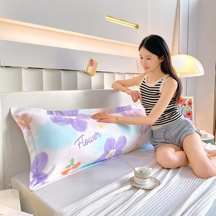 91家纺网 家纺一手货源 找家纺 雨彤家纺 2025新款小清新斜纹印花双人枕套 恋之花