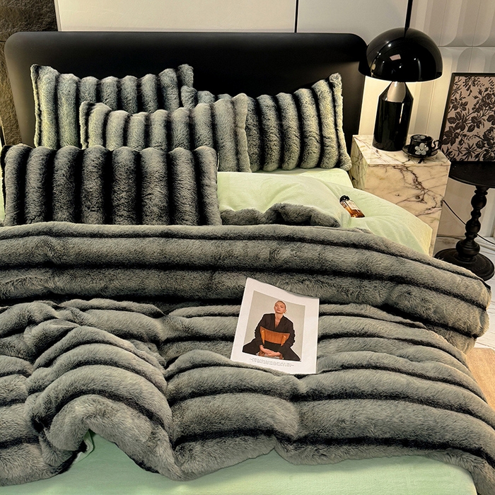 91家纺网 家纺一手货源 找家纺 唐人居 2025新款兔毛绒牛奶绒四件套--条纹 条纹-浅绿