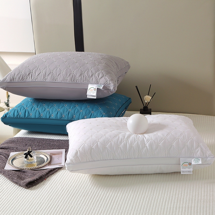 91家纺网 家纺一手货源 找家纺 永乐枕芯 2025新款绗缝满天星枕芯 蓝色48*74/只