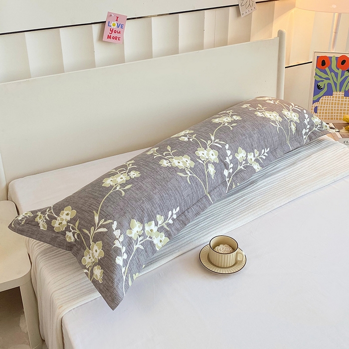 91家纺网 家纺一手货源 找家纺 雨彤家纺 2025新款小清新斜纹印花双人枕套 浅忆时光