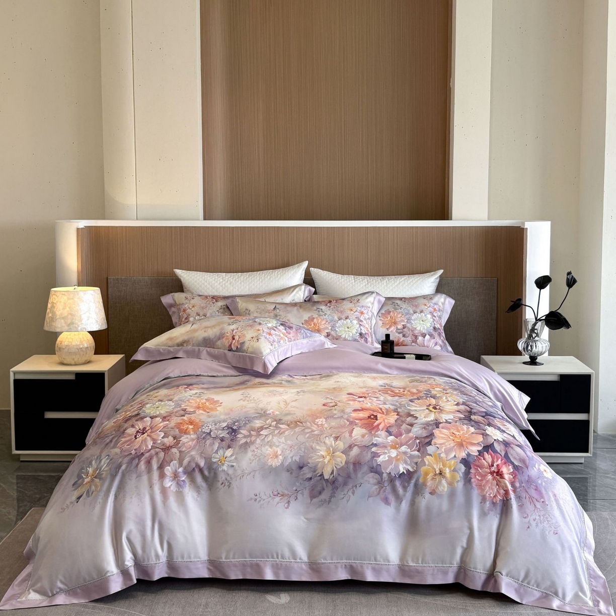 91家纺网 家纺一手货源 找家纺 佳汐蓝家纺 2025新款天丝棉数码印花镂空床盖款四件套 花间悦-紫