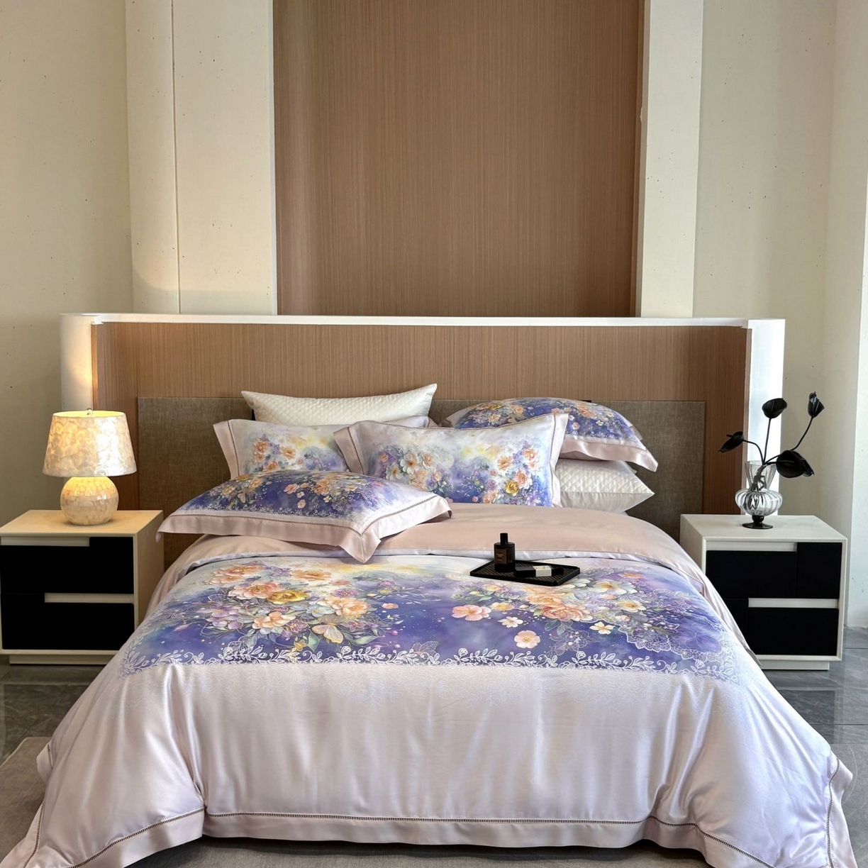 佳汐蓝家纺 2025新款天丝棉数码印花镂空床盖款四件套 素影紫